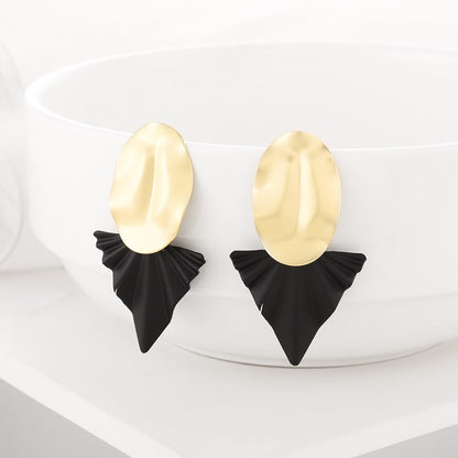 Women's Geometric Pattern Drop Earrings