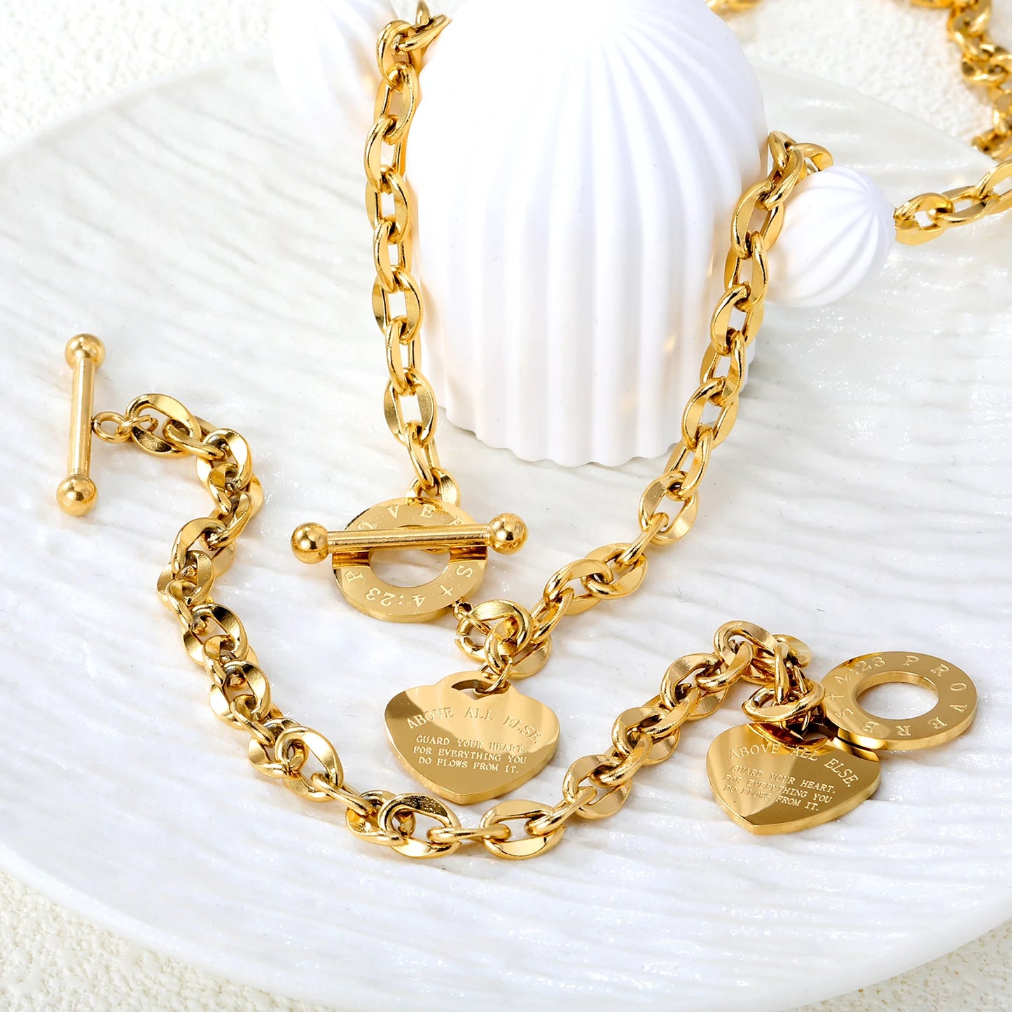 Golden Heart Pendant Necklace & Bracelet Set