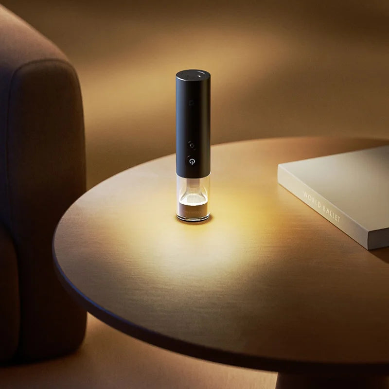 Portable Multi-Functional Flashlight 3100mAh IP65 Waterproof 1000lm Emergency Lighting