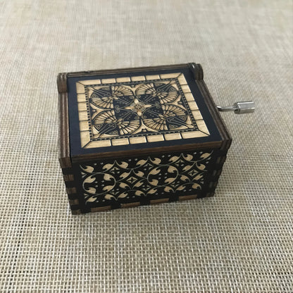 Hand Cranked Black Christmas Music Box Wooden Antique Carved Classic Theme Music f