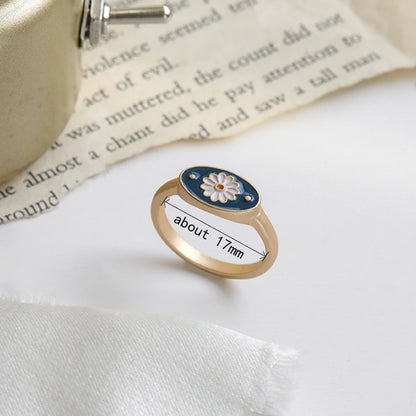 Women's Flower Graved Ring