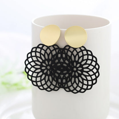 Women's Geometric Pattern Drop Earrings