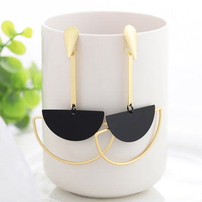 Women's Geometric Pattern Drop Earrings