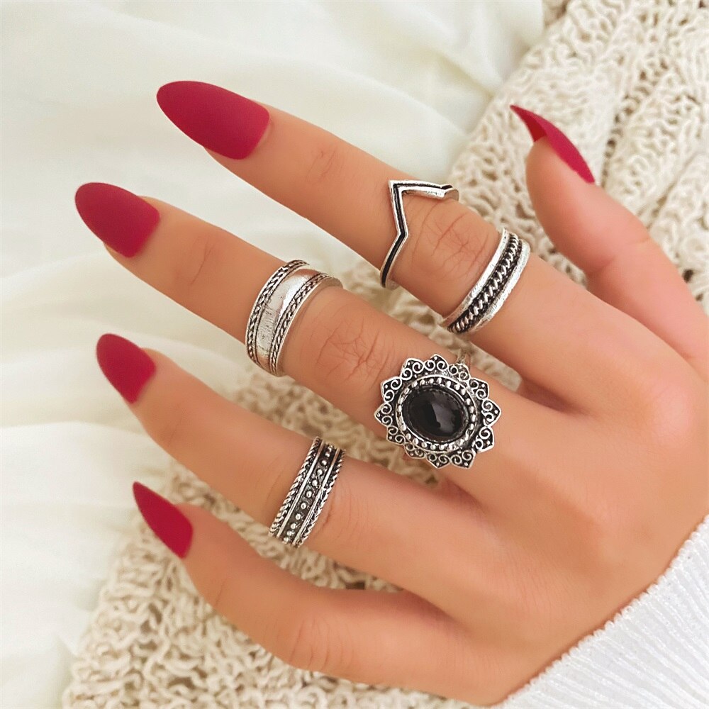Vintage Styled Rings Set
